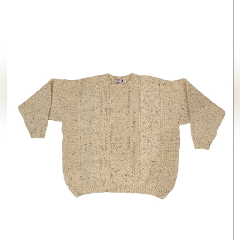 HIGHLAND HOME INDUSTRIES. 100% PURE NEW WOOL CHUNKY CABLE KNIT SWEATER. SIZE XL